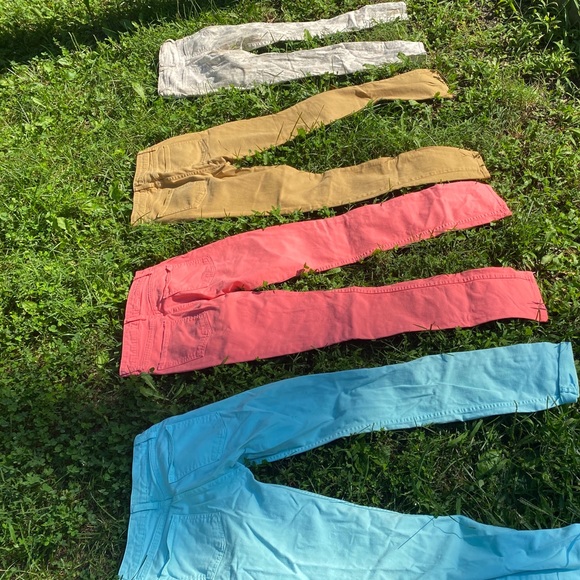 4 pair of jeans bundle deal - Picture 4 of 4